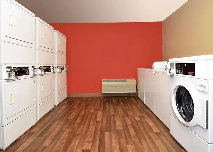 Extended America Select - Chicago - - Oak Brook