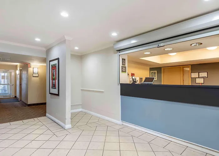 Extended America Select - Chicago - - Oak Brook Hotel 2*