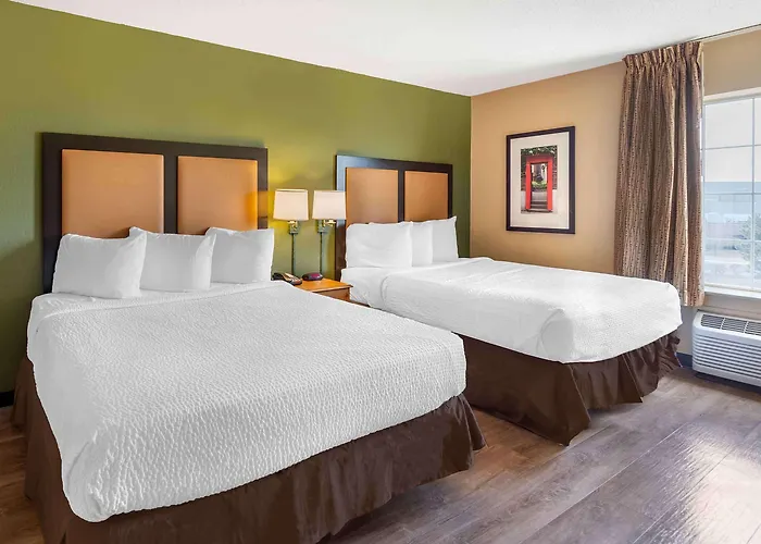 Extended America Select - Chicago - - Oak Brook 2* Westmont
