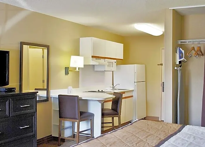 Extended America Select - Chicago - - Oak Brook 2* Westmont